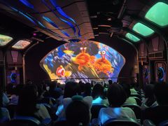 -海底巡游艇:尼莫和好友的海洋世界