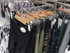 -优衣库(南京建邺万达广场店)