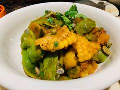东北大乱炖-老边饺子馆(金源店)