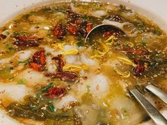 老坛酸菜鲩鱼-缪氏川菜(深圳北站缤果空间店)