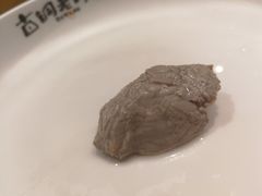 涮后的手切羊肉串-古铜老院铜锅涮肉·清真(双井店)