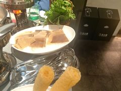 -鼎鼎香·港式火锅(北京SKP店)