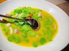 咸肉菌菇烩豆瓣-梅花境(万科店)