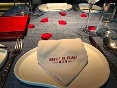 -弦月窗LUNETTE BY AMANDA(复兴路店)