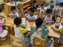 -瑞恩宝感统训练·语言提升·蒙氏托育中心