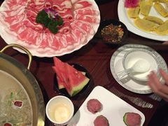 -重庆爽翻天老火锅(临平万达广场店)