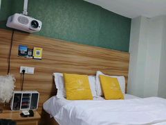 -乐嗨公寓(苏州火车站店)