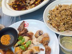 -肥肥虾庄·金牌油焖大虾(东湖欢乐谷店)