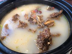 -亿诣蝎府炸酱面羊蝎子火锅(酷车小镇店)