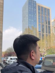 -东方先生国潮男士理发馆