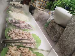 -四囍码头海鲜烧烤自助火锅(外滩南京东路悦荟广场店)