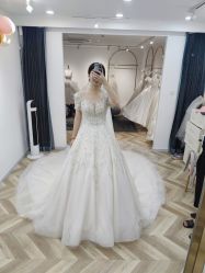 -予白婚纱礼服馆