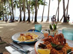 -Cha Cha's Beach Cafe