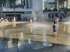 -东荟城名店仓