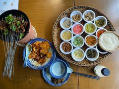 -包整·丝娃娃(一览甲秀楼风景店)