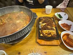 -喇喇排骨火锅·传统韩式脊骨汤(望京西园总店)