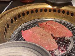 -山川小町·极番烧肉(新地假日广场店)
