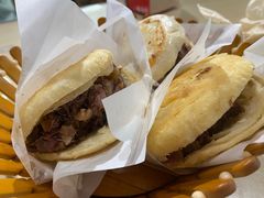 精品火烧-闫家驴肉老店(华电一校店)