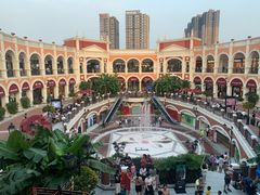 -佛罗伦萨小镇广佛名品奥特莱斯(疏港路店)