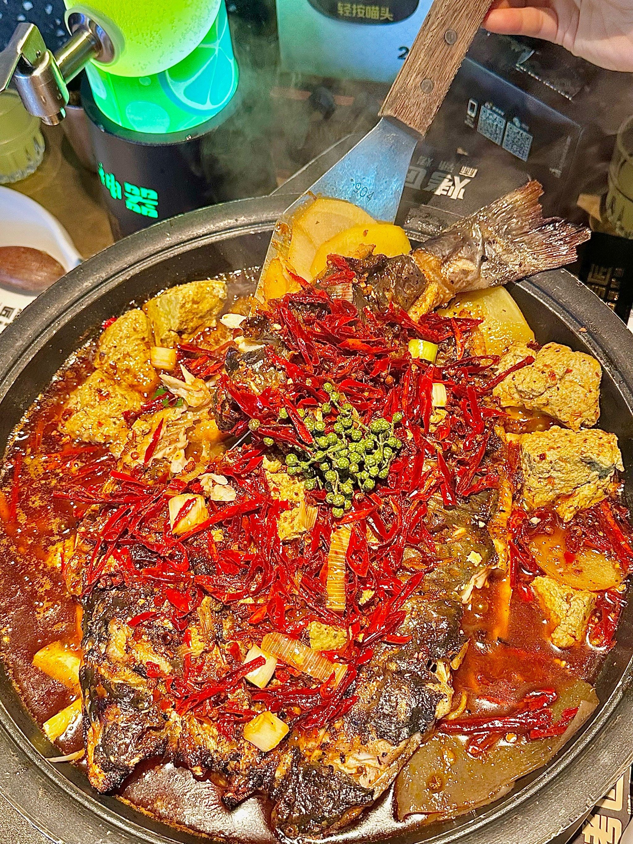 烤匠麻辣烤鱼:成都人的烤鱼挚爱