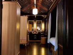 豪华村庄套房-楼上卧房-法云安缦酒店
