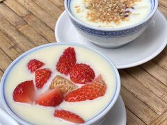 -周大娘牛乳(旧寨古村总店)