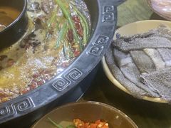 -黄潇洒老火锅(九眼桥宏济巷店)