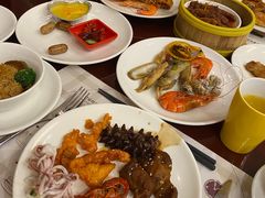 -荣誉国际酒店-云顶旋转餐厅