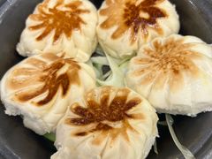 生煎包-喜势点·糖沙翁手工茶点·本地人茶居(永庆坊店)