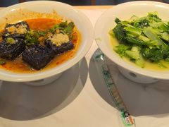 -霸蛮湖南菜·牛肉粉(荣京西街店)