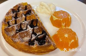 Fresh Fruit Waffle