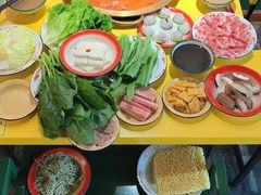 -那年那班火锅店