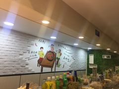 -百品聚旋转火锅(万德庄店)