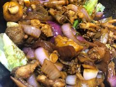 招牌胡须佬鸡煲-胡须佬鸡煲四季火锅店(石厦西村直营店)