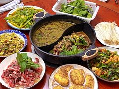 -榕江牛瘪牛肉火锅