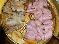 -猪啊牛呀羊啊铜盘烤肉(正大广场店)