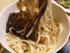 -黑八私房老北京炸酱面