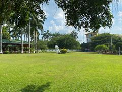 -侯臣咖啡文化村