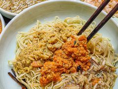 -裕兴记•蟹黄面馆(人民广场店)