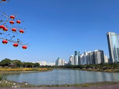 -万绿园