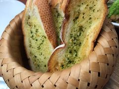 法式蒜香面包片-Golden Lily河内巴黎法越料理餐厅(建国西路店)