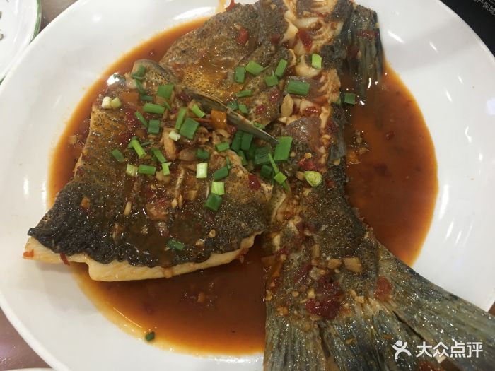 宝荣鱼馆·临湖之宴-红烧鱼尾图片-千岛湖美食-大众点评网
