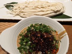 -呷哺呷哺(融创茂店)