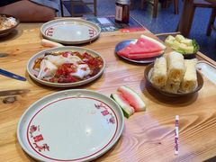 -黔二妞地摊火锅(龙华清湖店)