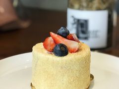 焦糖苹果浮云蛋糕-UPPER KITCHEN(延安路店)