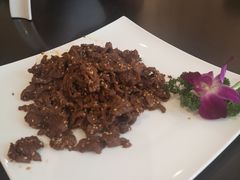 -梧桐树下(云锦世家店)