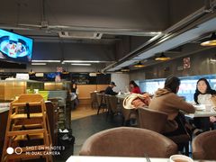 -新大咀港式茶餐厅(宝山万达店)