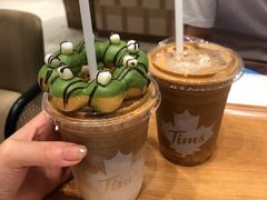 椰林浮云鲜萃-Tims天好咖啡·贝果(雁展路万象天地店)