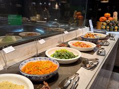 -飨食汇全日制餐厅·昆山皇冠假日酒店(九方店)