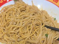 -魔都三兄弟酸辣粉·蘸卤炸串(虹桥万科店)